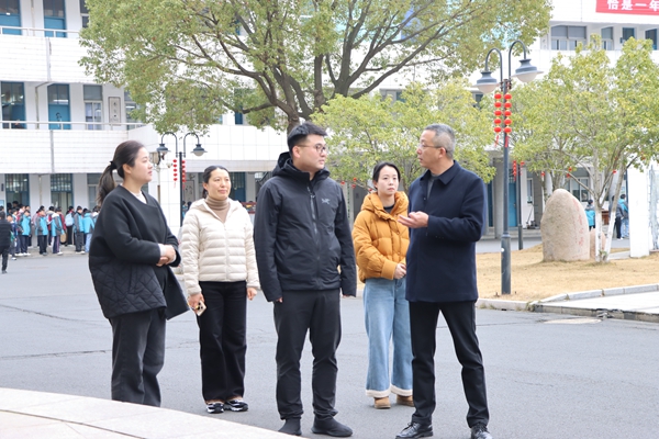 督查护航启新程 笃行致远促发展——湟里高级中学迎接镇、区两级开学专项督查